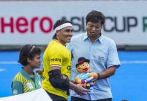 Krishan Pathak's Journey: From Orphanhood to Hockey Icon, Celebrates 150 Caps for India at Asia Cup 2025