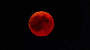 NASA Reveals the Science Behind the Blood Moon's Eerie Red Glow