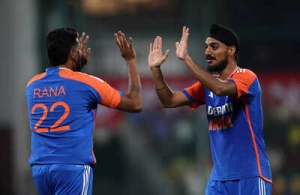 Arshdeep Singh on Verge of T20I Milestone at Asia Cup 2025; Set to Become First Indian to 100 Wickets