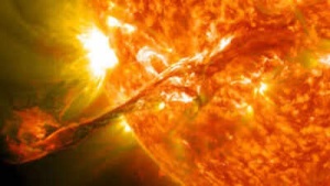 Cannibal Solar Storm Lashes Earth: Power Grids and Satellites Face Disruption as Auroras Dazzle at Lower Latitudes