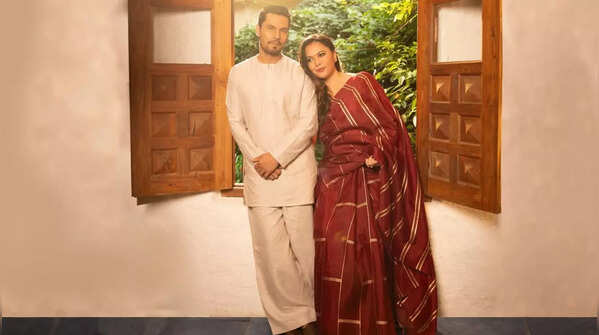 ​Love as the timeless thread